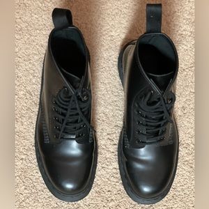 Dr. Marten’s - 1460 Mono - Smooth Leather Lace Up Boots - Men’s 9